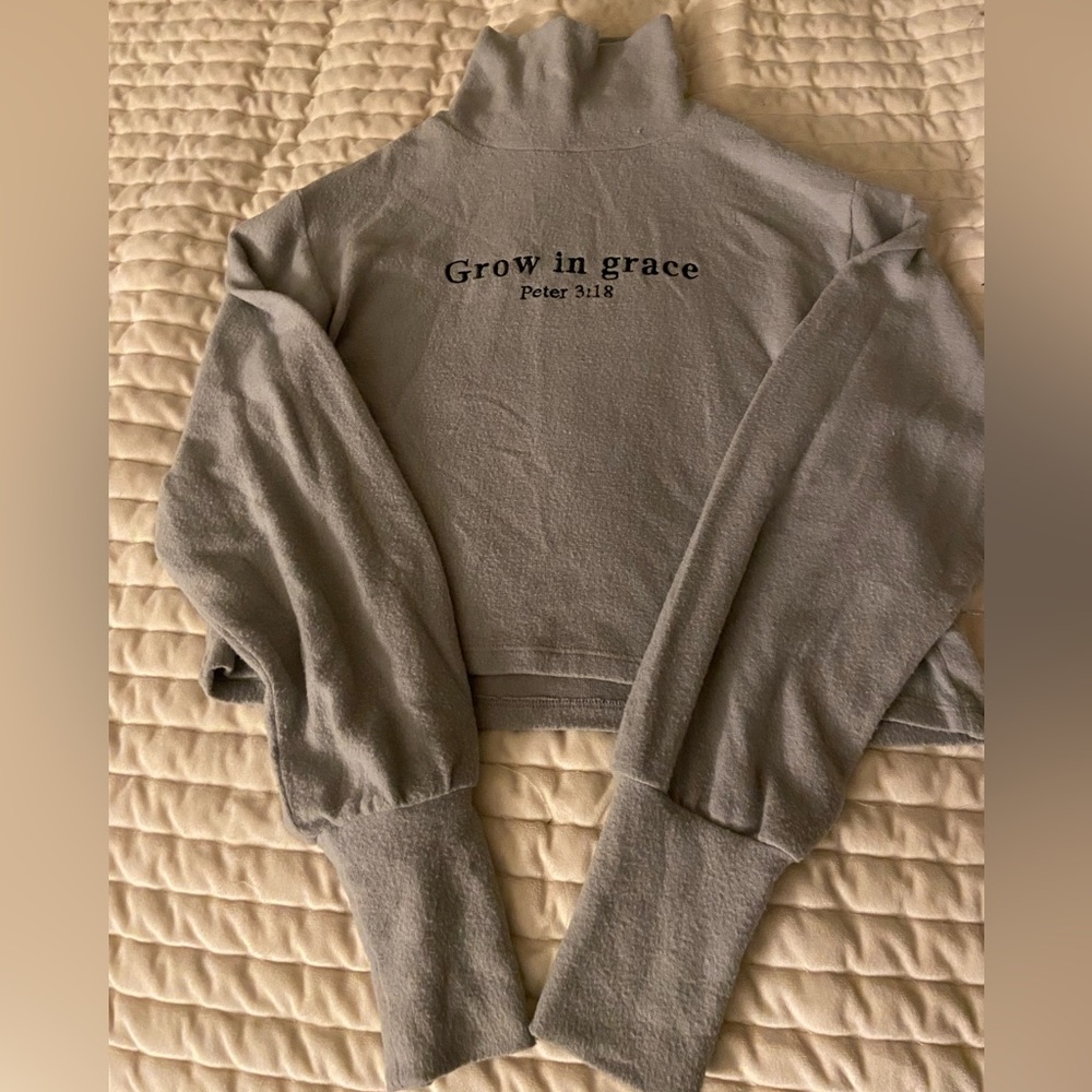 Urban Nation Croptop sweater size xs